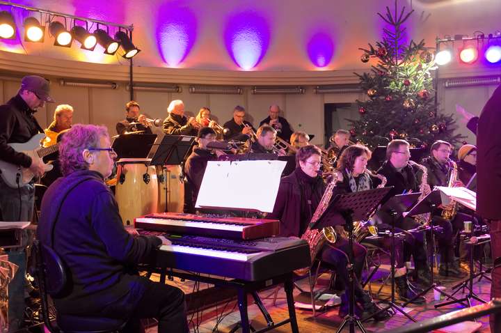 Weihnachtsmarkt Baden-Baden HM-Bigband Halberstunger Musikanten Sinzheim Halberstung Baden-Baden Bigband Musik